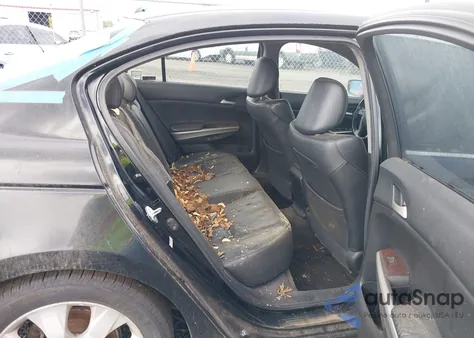 2009 Honda Accord 2.4 Ex-L from USA, damaged, VIN 1HGCP26839A152381